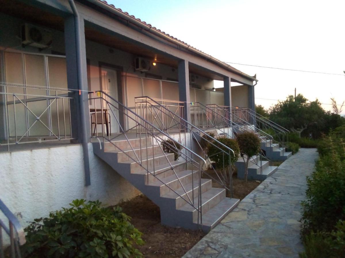 Panorama Rooms Kastro-Kyllini Exterior photo