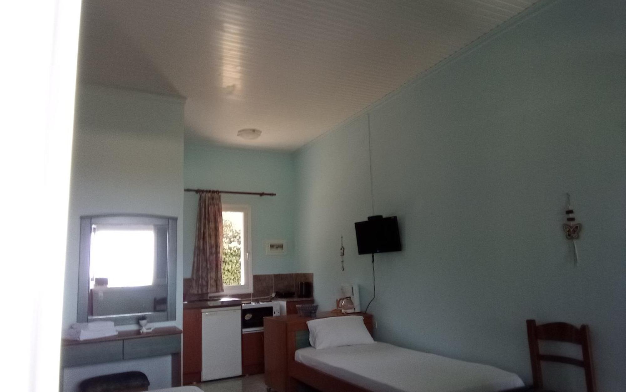 Panorama Rooms Kastro-Kyllini Exterior photo