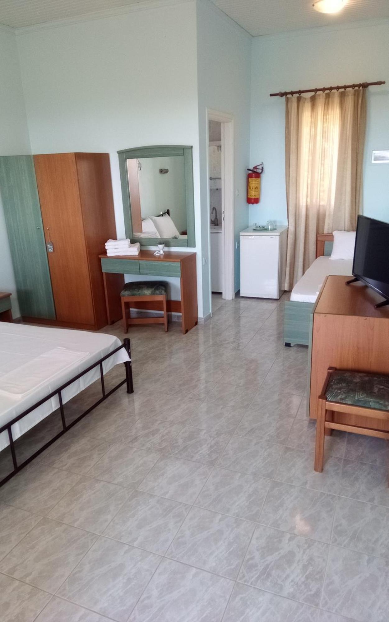 Panorama Rooms Kastro-Kyllini Exterior photo